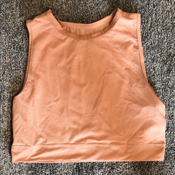 Nike Crop Tops - Picture 3 of 4